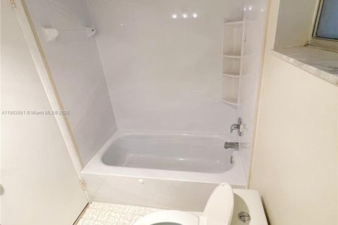 Снять в аренду кондоминиум в Плантация, Флорида 1 спальня, 87.33м2, № 1954836 - фото 13