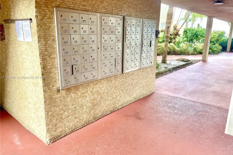 Снять в аренду кондоминиум в Плантация, Флорида 1 спальня, 87.33м2, № 1954836 - фото 28