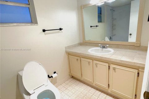 Снять в аренду кондоминиум в Плантация, Флорида 1 спальня, 87.33м2, № 1954836 - фото 11