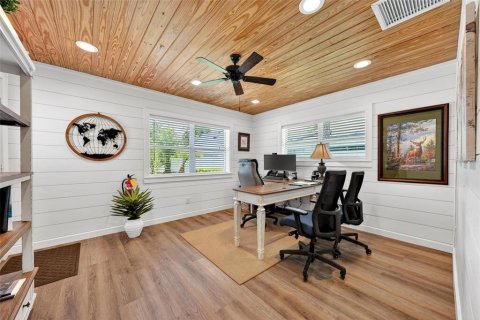 Immobilier commercial à vendre à Tavares, Floride: 137.03 m2 № 2200909 - photo 9