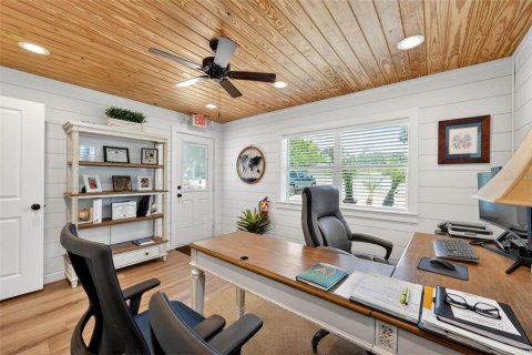 Immobilier commercial à vendre à Tavares, Floride: 137.03 m2 № 2200909 - photo 21