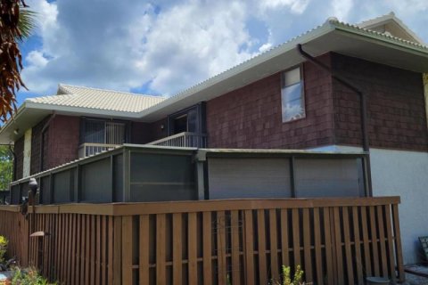 Townhouse in Port St. Lucie, Florida 3 bedrooms, 156.82 sq.m. № 2086482