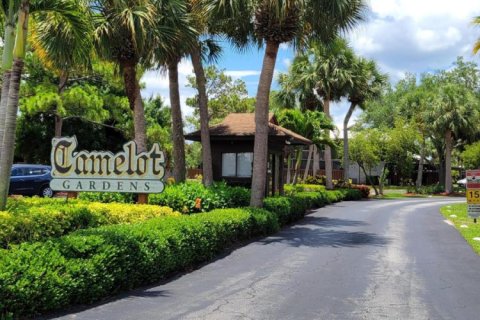 Townhouse in Port St. Lucie, Florida 3 bedrooms, 156.82 sq.m. № 2086482 - photo 4
