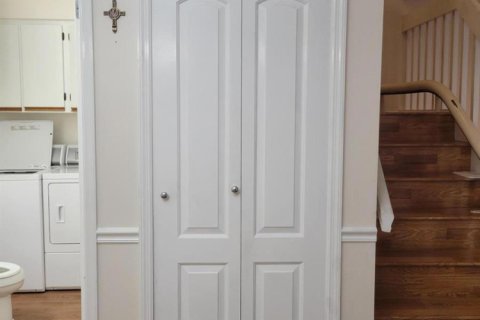 Townhouse in Port St. Lucie, Florida 3 bedrooms, 156.82 sq.m. № 2086482 - photo 14