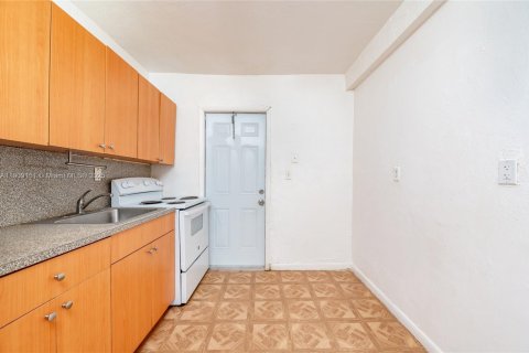 Propiedad comercial en venta en Miami, Florida, 247.49 m2 № 2013103 - foto 5