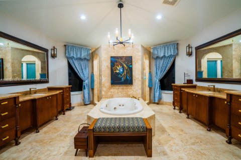 Villa ou maison à vendre à Parkland, Floride: 5 chambres, 395.39 m2 № 1779360 - photo 20