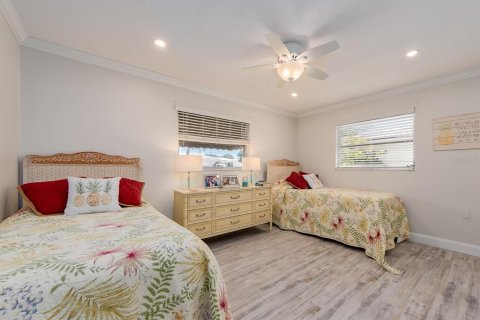 House in Seminole, Florida 2 bedrooms, 153.2 sq.m. № 2151796 - photo 30