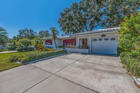 House in Seminole, Florida 2 bedrooms, 153.2 sq.m. № 2151796 - photo 3