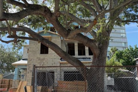 Touwnhouse à vendre à Tampa, Floride: 4 chambres, 217.11 m2 № 1838145 - photo 7