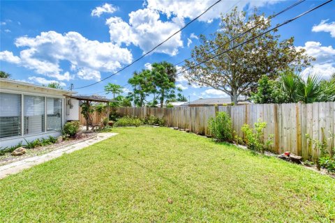 House in Ormond Beach, Florida 2 bedrooms, 92.53 sq.m. № 1719352 - photo 11