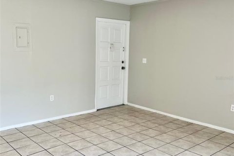 Condo in Orlando, Florida, 2 bedrooms  № 2239399 - photo 4