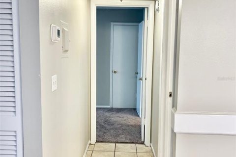 Condo in Orlando, Florida, 2 bedrooms  № 2239399 - photo 10