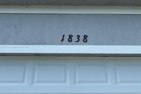 House in Homestead, Florida 4 bedrooms, 211.82 sq.m. № 1821943 - photo 22