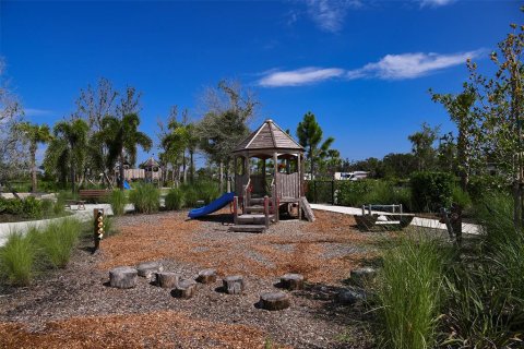 House in Sarasota, Florida 3 bedrooms, 171.22 sq.m. № 2096328 - photo 21