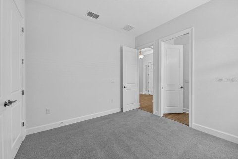 House in Sarasota, Florida 3 bedrooms, 171.22 sq.m. № 2096328 - photo 28