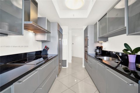 Copropriété à vendre à Sunny Isles Beach, Floride: 2 chambres, 119.75 m2 № 1860947 - photo 10