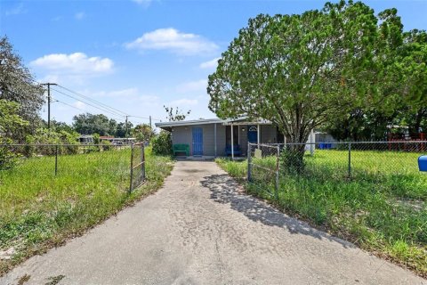 House in Tampa, Florida 3 bedrooms, 77.67 sq.m. № 2219671 - photo 23