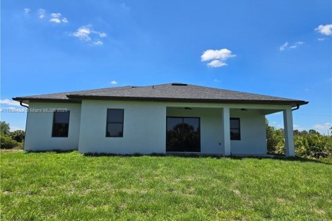 Villa ou maison à vendre à Lehigh Acres, Floride: 3 chambres № 1823783 - photo 6