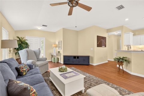 House in Summerfield, Florida 2 bedrooms, 125.05 sq.m. № 2280510 - photo 7