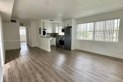 Appartement à louer à Fort Lauderdale, Floride: 2 chambres № 1955285 - photo 8