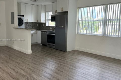 Appartement à louer à Fort Lauderdale, Floride: 2 chambres № 1955285 - photo 9