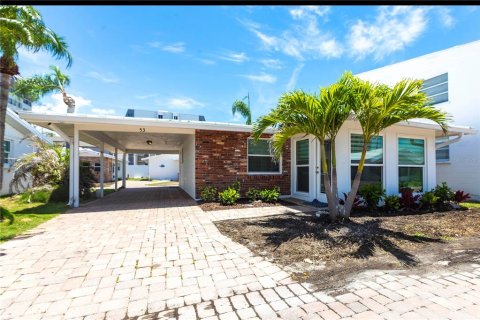 Villa ou maison à Sarasota, Floride 2 chambres, 62.43 m2 № 2125786