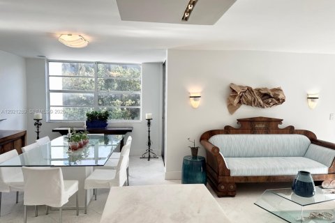 Condo in Key Biscayne, Florida, 2 bedrooms  № 2086895 - photo 5