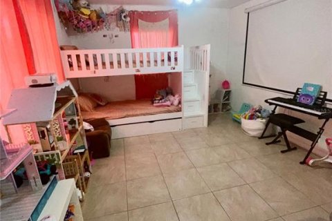 Casa en venta en Saint Petersburg, Florida, 3 dormitorios, 113.71 m2 № 1815692 - foto 27