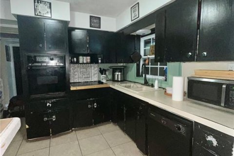 Casa en venta en Saint Petersburg, Florida, 3 dormitorios, 113.71 m2 № 1815692 - foto 13