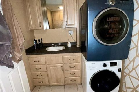 Casa en venta en Saint Petersburg, Florida, 3 dormitorios, 113.71 m2 № 1815692 - foto 10