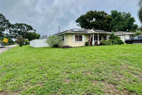 Casa en venta en Saint Petersburg, Florida, 3 dormitorios, 113.71 m2 № 1815692 - foto 2