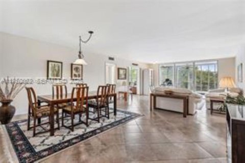 Copropriété à vendre à Pompano Beach, Floride: 3 chambres, 159.42 m2 № 2146463 - photo 14