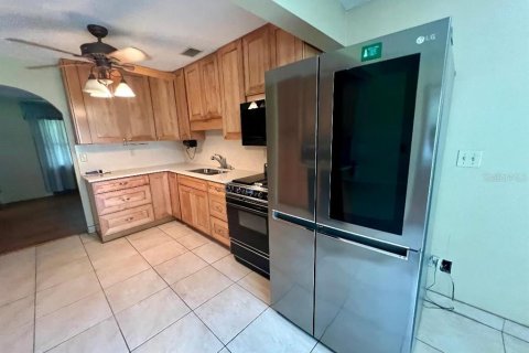 Casa en venta en Ocala, Florida, 3 dormitorios, 142.33 m2 № 1915838 - foto 4
