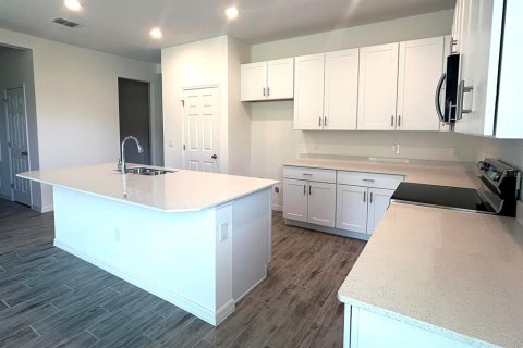 Villa ou maison à vendre à Tavares, Floride: 3 chambres, 182.65 m2 № 2425628 - photo 3