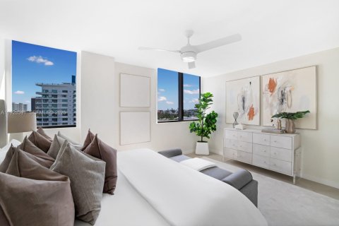 Купить кондоминиум в Бей-Харбор-Айлендс, Флорида 5 спален, 471.29м2, № 1987736 - фото 28