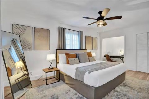 Casa en alquiler en Davie, Florida, 8 dormitorios, 360.18 m2 № 2339894 - foto 22