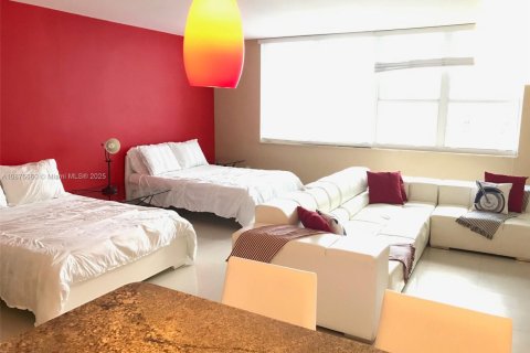 Condominio en alquiler en Miami Beach, Florida, 51.1 m2 № 2018303 - foto 5