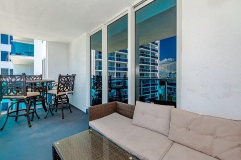 Copropriété à louer à Miami Beach, Floride: 2 chambres, 89.19 m2 № 760648 - photo 4