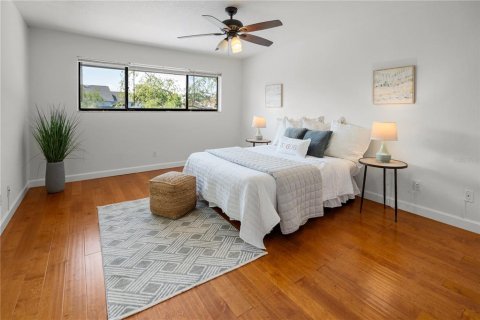 Touwnhouse à vendre à Tampa, Floride: 2 chambres, 137.5 m2 № 1684755 - photo 13