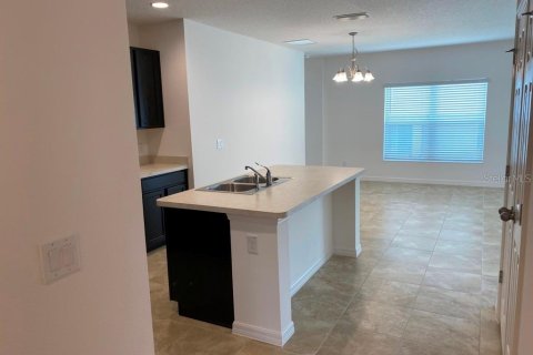 Casa en alquiler en Groveland, Florida, 3 dormitorios, 145.39 m2 № 1903355 - foto 21