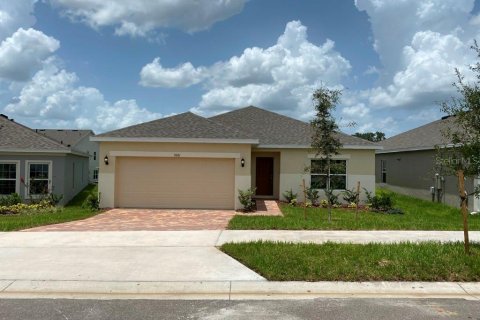 Casa en alquiler en Groveland, Florida, 3 dormitorios, 145.39 m2 № 1903355 - foto 1