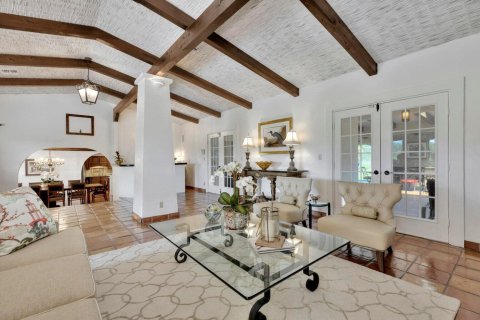 House in Okeechobee, Florida 4 bedrooms, 315.87 sq.m. № 2186423 - photo 12