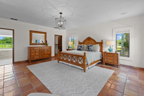 House in Okeechobee, Florida 4 bedrooms, 315.87 sq.m. № 2186423 - photo 19