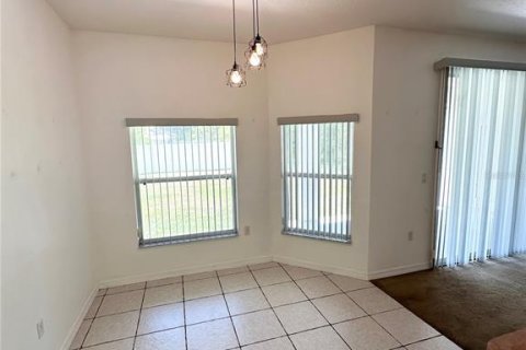 House in Palm Coast, Florida 4 bedrooms, 209.03 sq.m. № 1679284 - photo 30