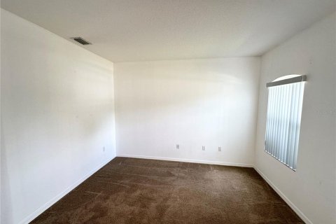 House in Palm Coast, Florida 4 bedrooms, 209.03 sq.m. № 1679284 - photo 13