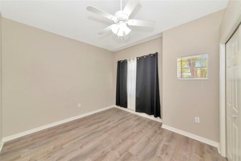 Villa ou maison à louer à Bradenton, Floride: 5 chambres, 273.88 m2 № 2098612 - photo 22