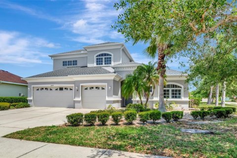 Villa ou maison à louer à Bradenton, Floride: 5 chambres, 273.88 m2 № 2098612 - photo 3
