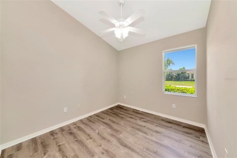 Villa ou maison à louer à Bradenton, Floride: 5 chambres, 273.88 m2 № 2098612 - photo 24