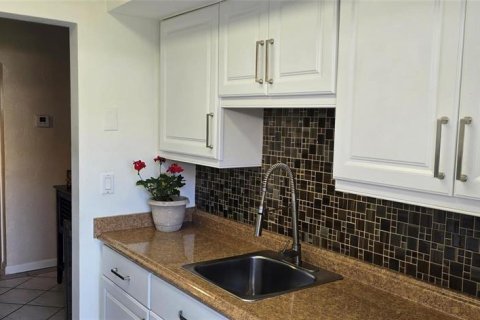 Copropriété à louer à Hollywood, Floride: 1 chambre, 59.83 m2 № 2303872 - photo 8
