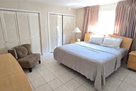 Copropriété à louer à Hollywood, Floride: 1 chambre, 59.83 m2 № 2303872 - photo 7
